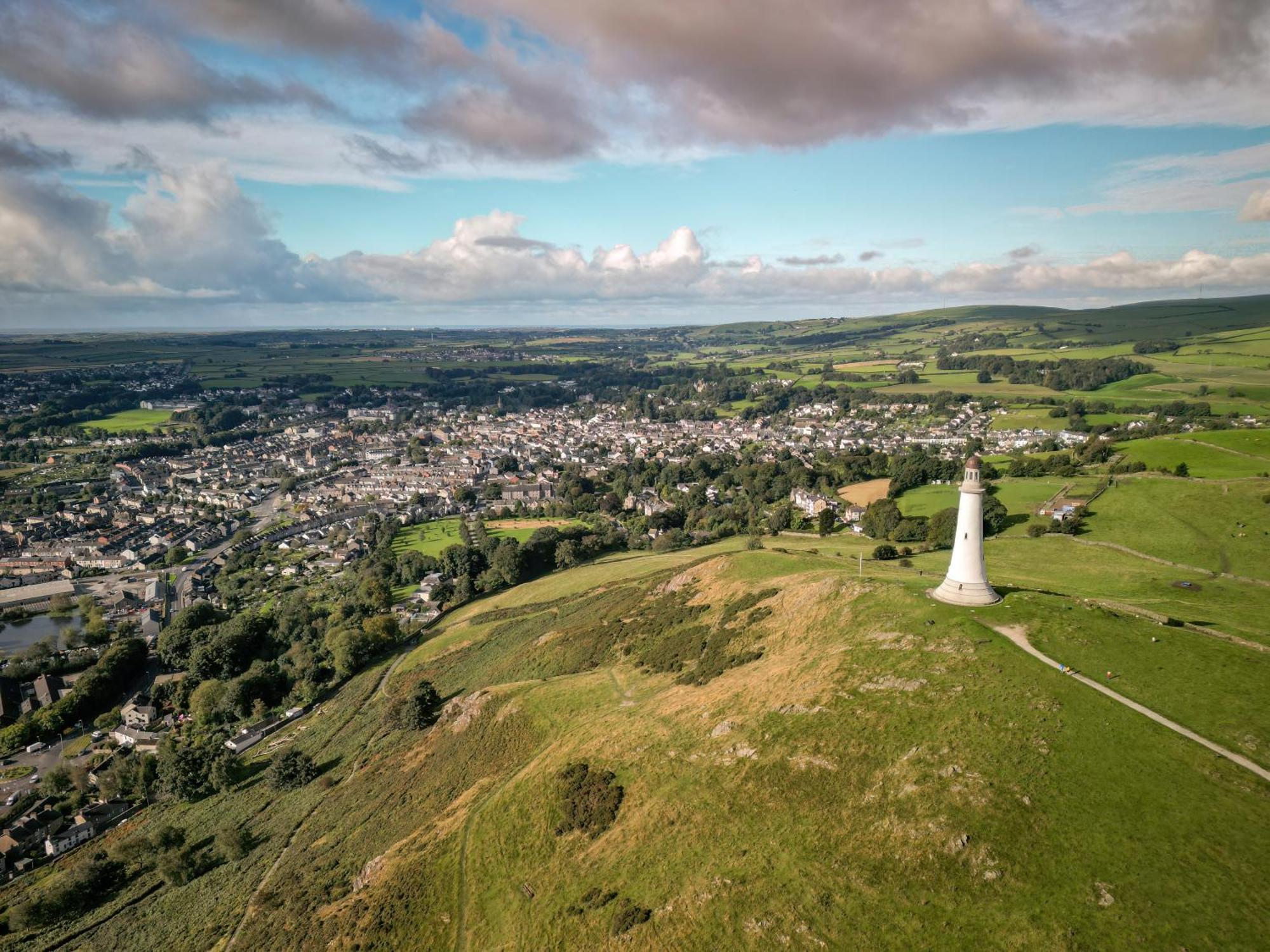 Lonsdale House Boutique Apartments Ulverston Esterno foto